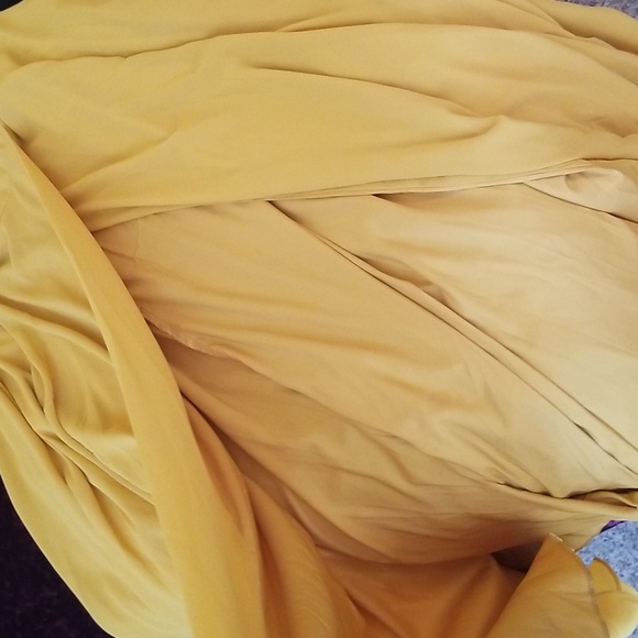 Lulu's Mustard Yellow Golden Slit Front Crisscross Back Gown XL as is* - Picture 9 of 12